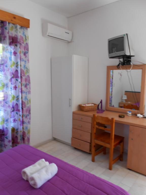 Socrates Studios&Apartments Acharavi  Habitación foto